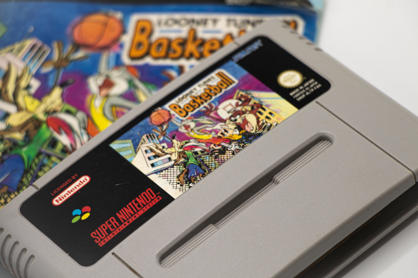 Looney Tunes Basketball SNES Cartridge and Manual